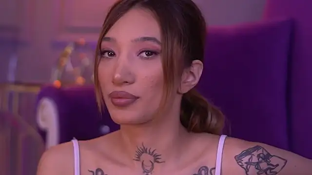 SiennaJayden online show from October 2025 05:43:02 PM