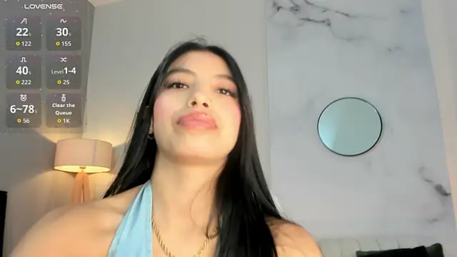 Tiffany Low online show from February 2026 01:44:01 PM