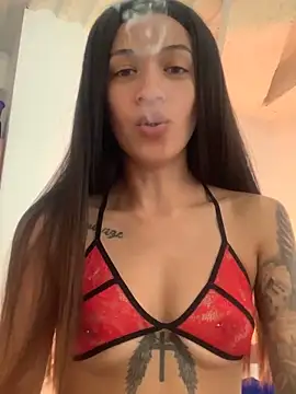 Snapshot of MiQeilaSweet chatting on September 2025 09:27:02 PM MiQeilaSweet online show from September 2025 09:27:02 PM