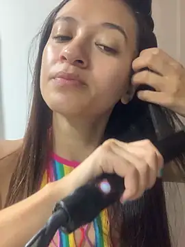 Snapshot of MiQeilaSweet chatting on October 2025 03:46:02 PM MiQeilaSweet online show from October 2025 03:46:02 PM