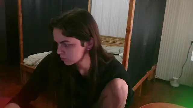 EthelsLover online show from May 2026 10:33:02 AM