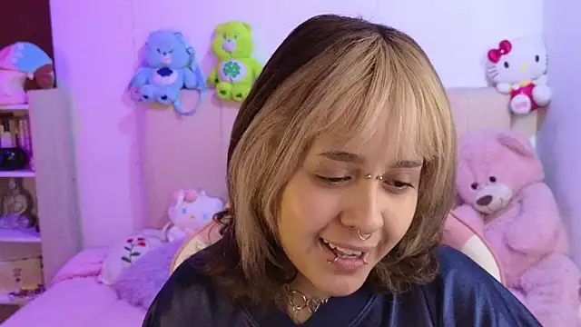 NekoWaifu online show from April 2026 02:29:02 PM