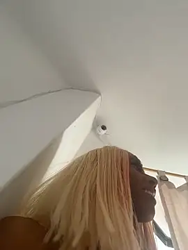 Mara royal online show from February 2026 06:26:02 PM