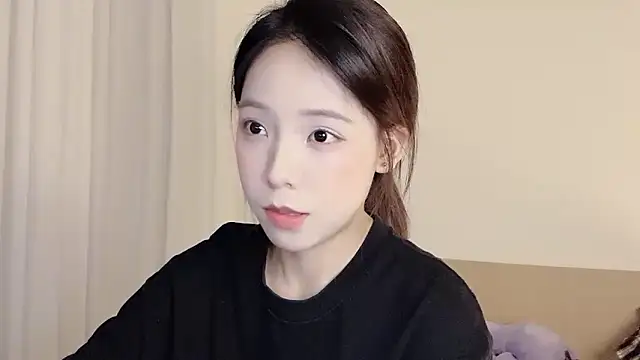 Meng 777 online show from November 2025 10:37:01 AM