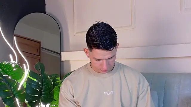 Snapshot of ZaneDawson chatting on February 2026 09:48:02 PM ZaneDawson online show from February 2026 09:48:02 PM