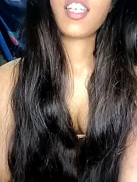 reetika6375 online show from November 2025 08:00:01 PM