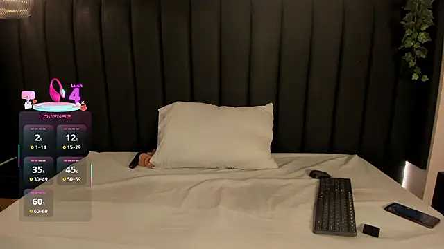 Cristina joy online show from January 2026 12:21:01 PM