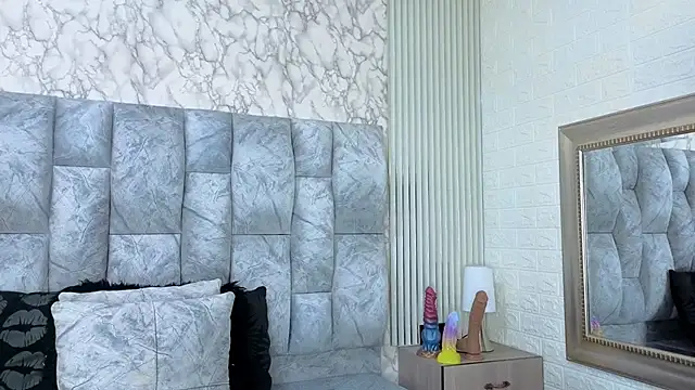 sofiagutierrez   online show from October 2025 03:15:02 AM