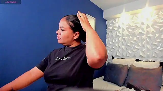 freya cole  online show from September 2025 11:33:01 AM