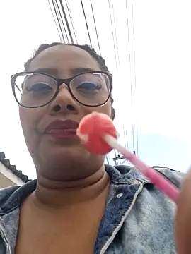 Ebony-Goddess19 online show from October 2025 04:15:02 PM