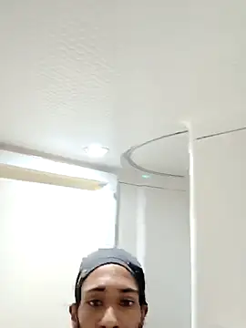 Mikaaa97 online show from December 2025 08:04:01 PM