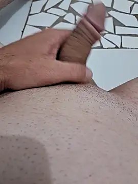 rafaelsouzzaa online show from October 2025 01:27:02 AM