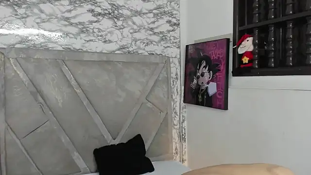 Logan Jhonson online show from October 2025 03:18:01 AM