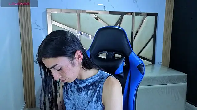 Maily a  online show from February 2026 03:07:02 AM