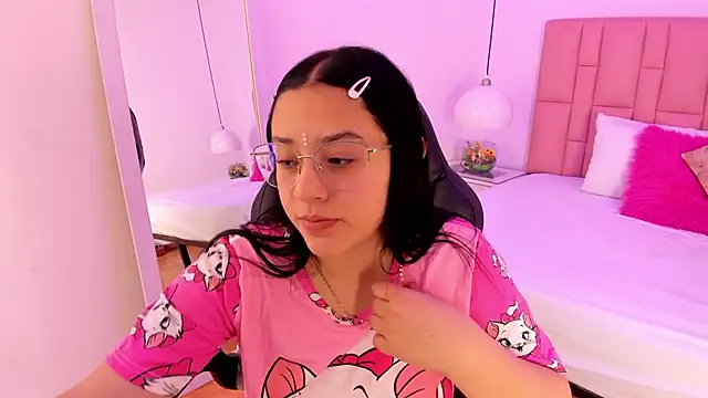 Amy Ferreira online show from January 2026 05:11:02 AM