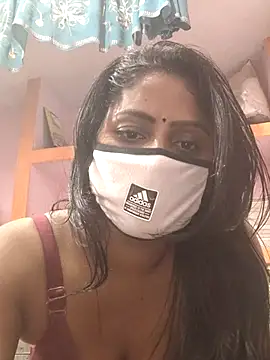 Jasmine Januja online show from November 2025 09:06:02 PM