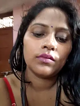 Jasmine Januja online show from May 2026 11:12:03 PM