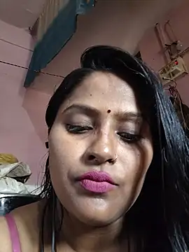 Jasmine Januja online show from June 2026 01:51:02 AM