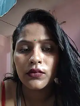 Jasmine Januja online show from June 2026 02:03:01 AM