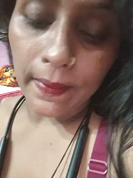 Jasmine Januja online show from June 2026 05:05:01 PM