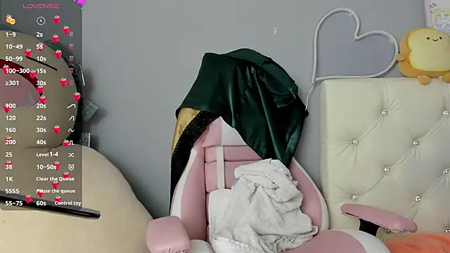 Yuni kim online show from January 2026 01:50:01 PM