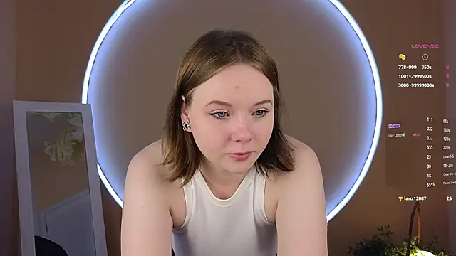 Sophi X online show from October 2025 11:42:02 AM