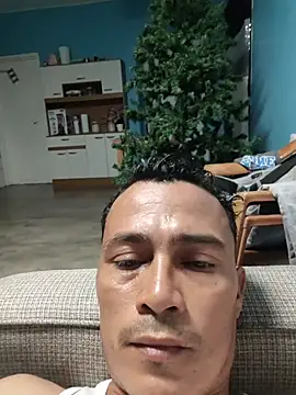 elflacodel25 online show from November 2025 04:47:01 AM