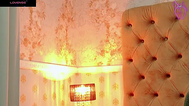 CoraVex online show from October 2025 04:35:02 AM