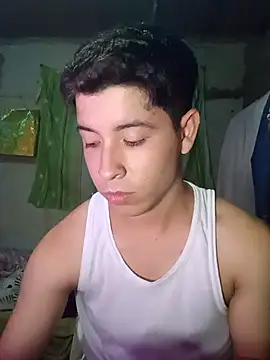 Snapshot of Max_Valenzue chatting on September 2025 06:04:02 AM Max Valenzue online show from September 2025 06:04:02 AM