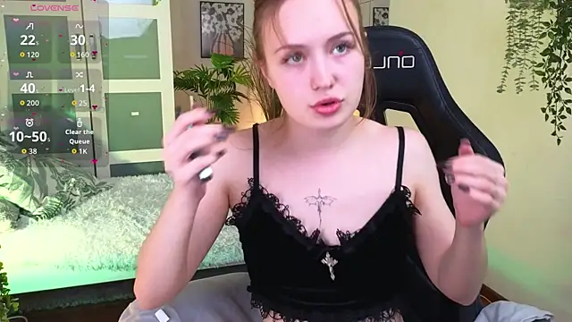 selin selin online show from October 2025 05:06:01 AM