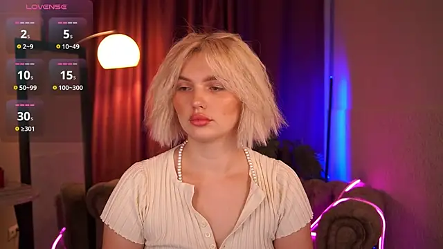 Amelia Wells online show from November 2025 05:07:01 AM