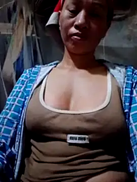 Snapshot of donna-bae chatting on February 2026 09:55:01 PM donna-bae online show from February 2026 09:55:01 PM