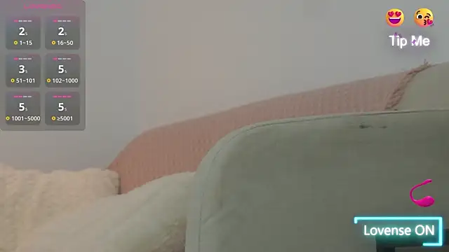 adisson fox online show from December 2025 07:03:02 AM