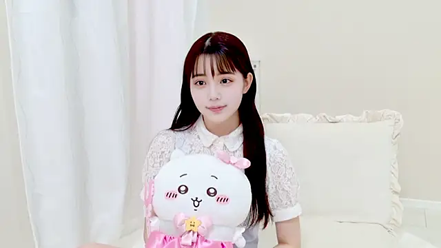 Snapshot of Kaoru_113 chatting on September 2025 07:45:02 AM Kaoru 113 online show from September 2025 07:45:02 AM