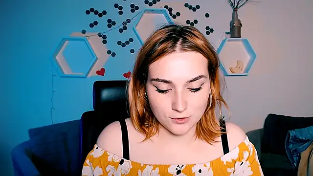 casey meow  online show from October 2025 05:32:01 AM