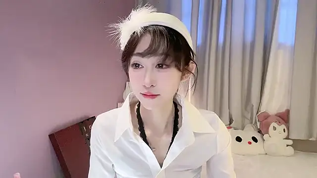 ai-ai-mi online show from November 2025 02:33:01 AM