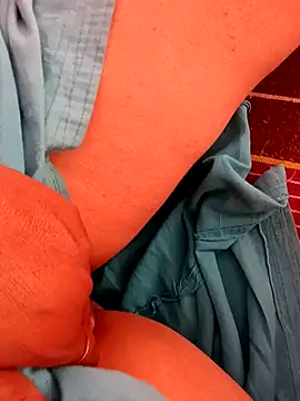 Snapshot of Hott_locky chatting on October 2025 07:53:01 AM Hott locky online show from October 2025 07:53:01 AM