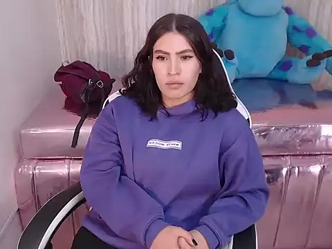 im anny t online show from September 2025 01:56:01 PM