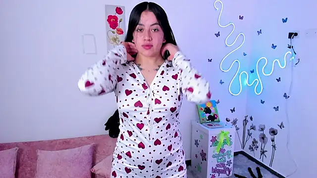 lilielou  online show from December 2025 05:10:02 PM