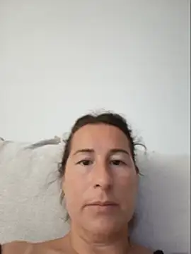 Snapshot of bichota85 chatting on June 2026 10:10:02 AM bichota85 online show from June 2026 10:10:02 AM