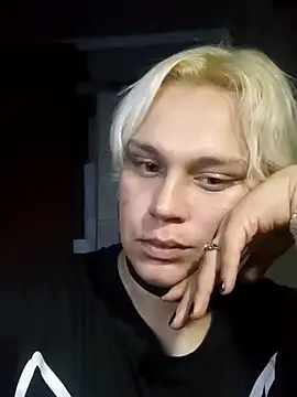 Snapshot of MargoShein chatting on September 2025 09:18:01 PM MargoShein online show from September 2025 09:18:01 PM