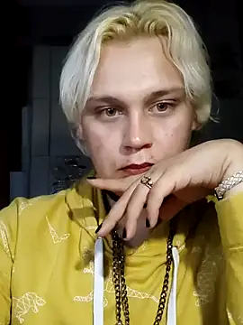 Snapshot of MargoShein chatting on September 2025 09:29:02 PM MargoShein online show from September 2025 09:29:02 PM