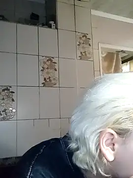 Snapshot of MargoShein chatting on October 2025 12:13:02 PM MargoShein online show from October 2025 12:13:02 PM