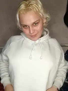 Snapshot of MargoShein chatting on November 2025 09:36:01 PM MargoShein online show from November 2025 09:36:01 PM