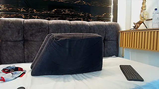 JeergMuscle online show from April 2026 05:08:02 AM