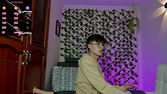 bellmontneon online show from December 2025 11:27:02 AM