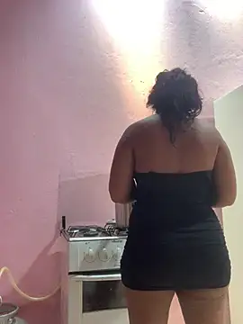 Snapshot of mii_ysaa chatting on April 2026 02:00:02 PM mii ysaa online show from April 2026 02:00:02 PM