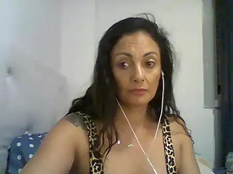 Snapshot of dulcefanny chatting on February 2026 01:59:02 AM dulcefanny online show from February 2026 01:59:02 AM