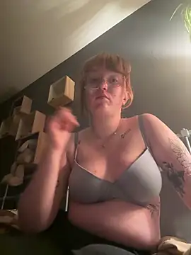 Snapshot of roxybliss3 chatting on June 2026 12:27:02 AM roxybliss3 online show from June 2026 12:27:02 AM