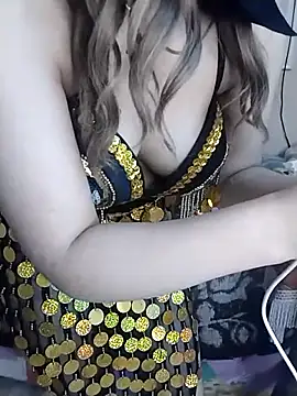 Snapshot of shahinaz-123 chatting on February 2026 09:39:01 AM shahinaz-123 online show from February 2026 09:39:01 AM